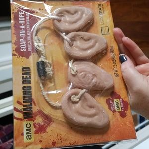 Walking Dead ear necklace